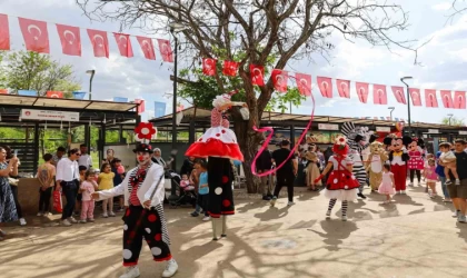 Türkiye’nin ilk Anne-Bebek Festivali renkli görüntülerle son buldu