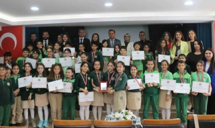 Tuzla’dan yola çıkan kitaplar Ağrı’da umuda dönüştü