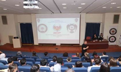 Uluslararası öğrencilere bilgilendirme semineri