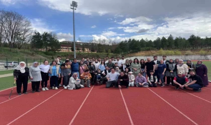 Üniversite öğrencilerinden engelliler için farkındalık yürüyüşü