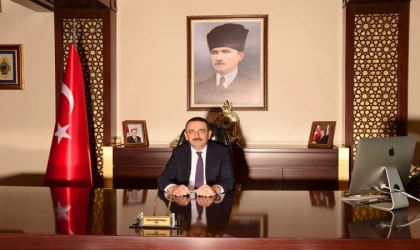 Vali Hacıbektaşoğlu’ndan Anneler Günü mesajı; ”Anne sevgisi toplumsal yapının ruhunu besleyen eşsiz bir değerdir”