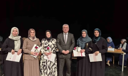 Yetişkin Kur’an kursu öğrencileri bilgilerini yarıştırdı