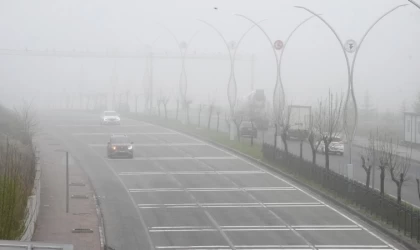 Yozgat’ta yoğun sis etkili oldu, görüş mesafesi 30 metreye düştü